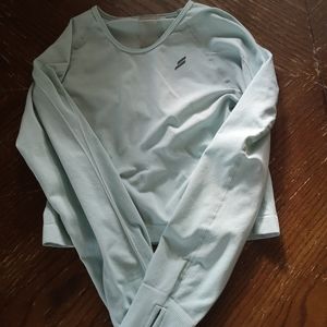 Workout long sleeve top.